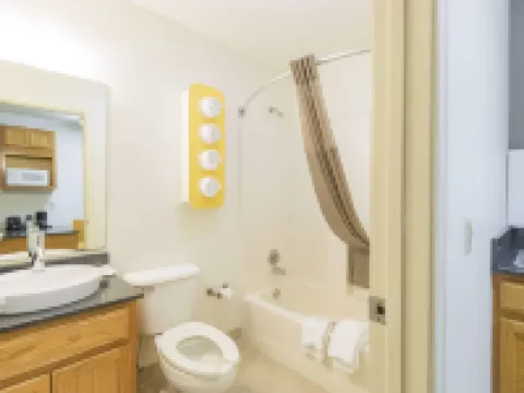 Studio 6 Statesboro, GA Hotels in Statesboro