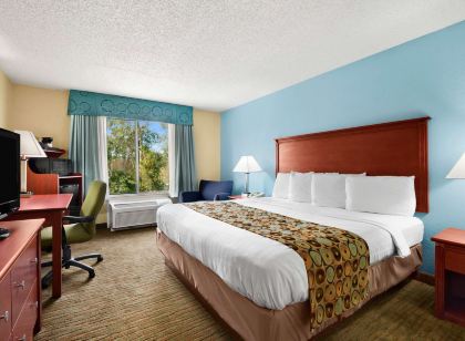 베이몬트 바이 윈덤 게인스빌