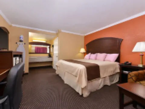Americas Best Value Inn Schulenburg Hotels in Fayette County