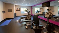 Spark by Hilton Erie Hotels in Washington Township