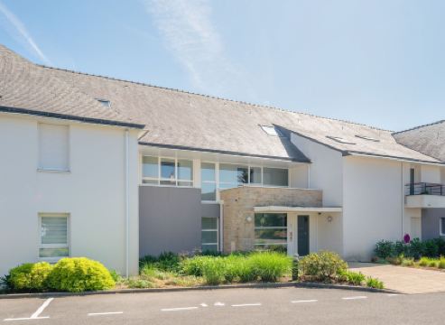 Apartment Résidence Parc Saint-Clément by Interhome