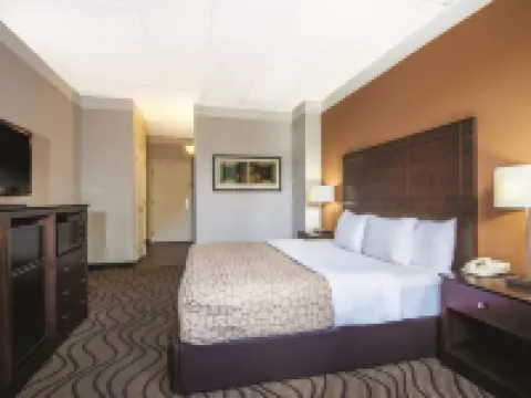 Mountain Valley Inn & Suites Hotels in Silverthorne