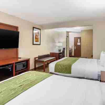 Comfort Suites Omaha East-Council Bluffs Rooms