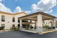 Quality Inn Surfside Myrtle Beach - Pools
