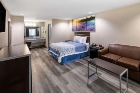 デイズ イン バイ ウィンダム ベイタウン ガース ロード I10 イースト