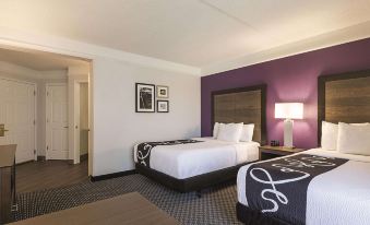 La Quinta Inn & Suites by Wyndham Dallas Plano West