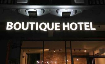 Suite 18 Boutique Hotel