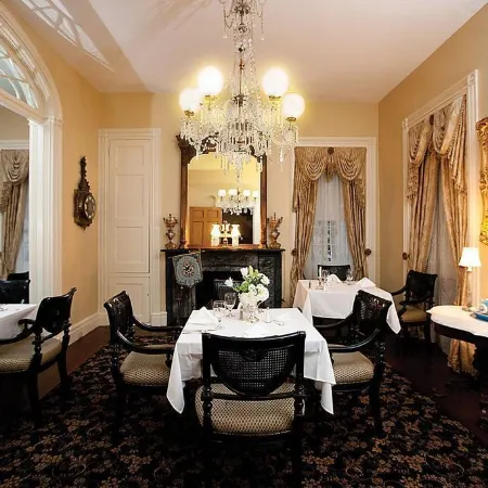 Monmouth Historic Inn Hotels in Natchez