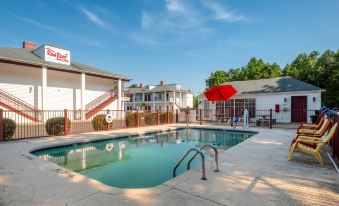 Red Roof Inn & Suites Wilson