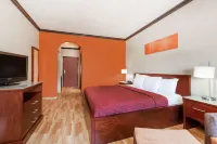 Days Inn & Suites by Wyndham Marquez