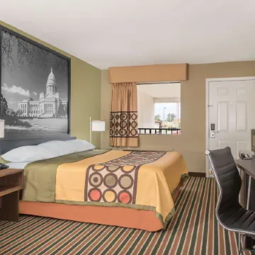 Super 8 by Wyndham Bryant Little Rock Area