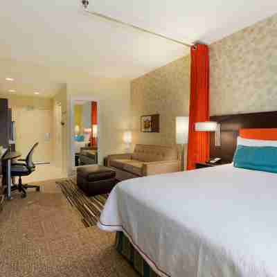 Home2 Suites by Hilton West Edmonton Rooms