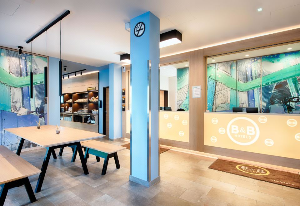 1. B&B 호텔 켐..
