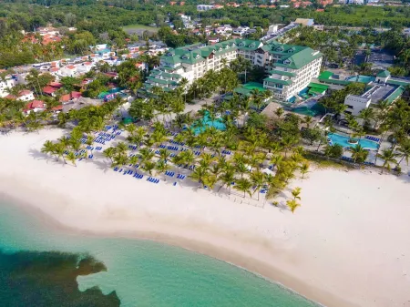 Coral Costa Caribe Beach Resort - All Inclusive