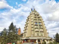 Hotel Petrus Hotel dekat Museum of Naive and Marginal Art
