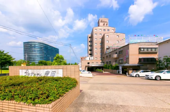 Plaza Hotel Toyota Отели рядом со станцией Mikawa Ashida Railway Station