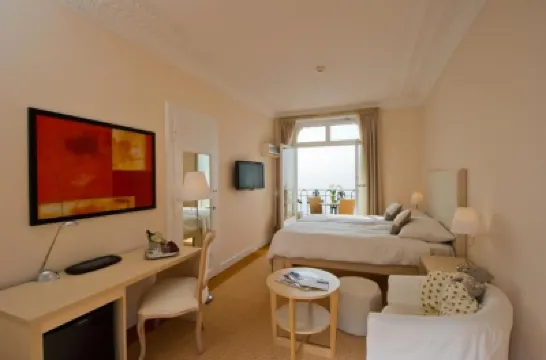 Hôtel du Grand Lac Excelsior Hotel in zona Castello di Chillon