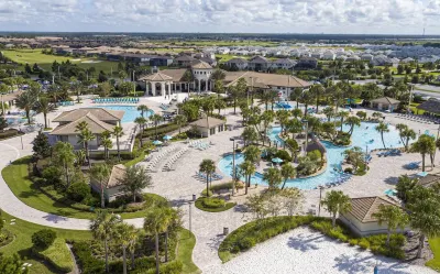 Gorgeous 6 Bd SF Close to Disney w/ Pool @ Champions Gate Resort 712