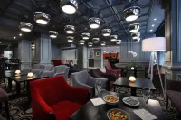 Hotel le Cinq Hyper - Centre Hotels in Chambery