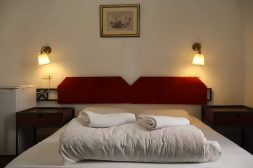 Ron Hotel - 2-Star