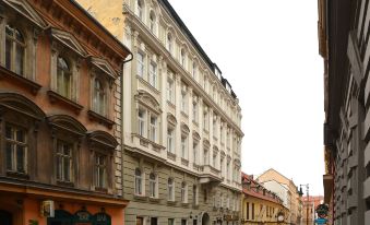 Mivos Prague Apartments Vltava