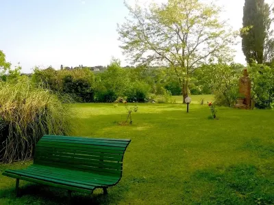 Agriturismo Podere Caggiolo - Swimming Pool & Air Conditioning Hotels in Lucignano