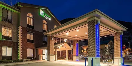 Holiday Inn Express Glenwood Springs (Aspen Area)