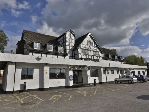 バロンズ コート ホテル