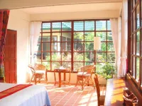 Ekman Garden Resort Hoteles en Sichon