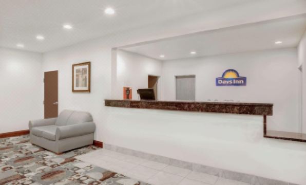 Days Inn by Wyndham Carroll