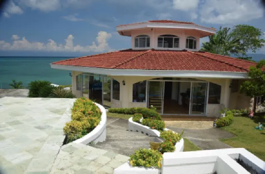 Sherwood Bay Resort & Aqua Sports Hotels near Hinagdanan Cave