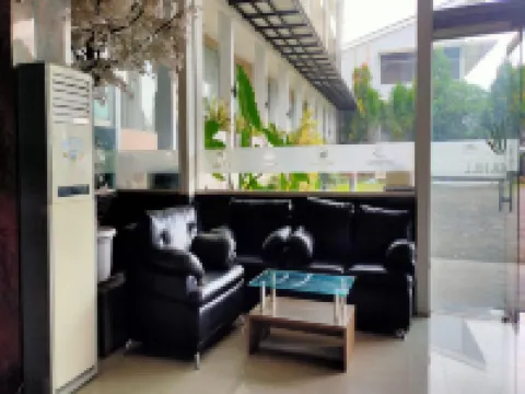 Neo Cempaka Hill Hotel