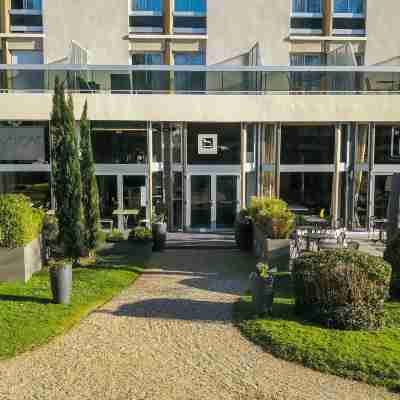 Best Western Plus Hotel du Parc Chantilly Hotel Exterior