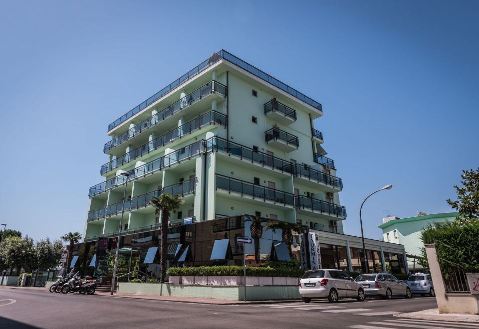 hotel overview picture