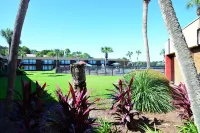 Quality Inn & Suites Gulf Breeze Bayside Near Pensacola Beach