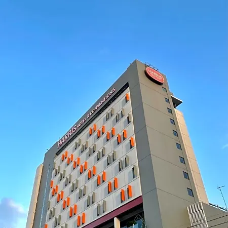 Harris Hotel & Conventions Gubeng
