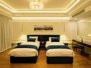 Maran Residence