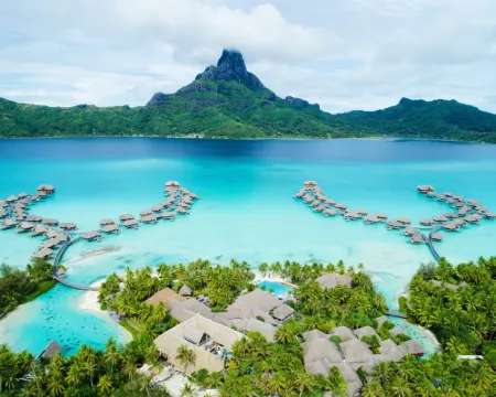 InterContinental Hotels BORA BORA RESORT THALASSO SPA by IHG Hoteles en Bora Bora