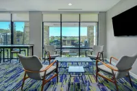 Home2 Suites by Hilton Plano Richardson, TX - Bathtub