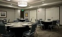 希爾頓花園飯店-聖馬修斯/路易斯維爾購物中心 - 早餐