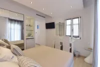 Alexandros Apartments