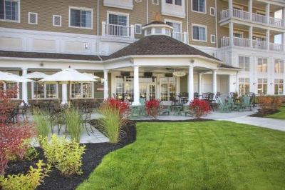 Garden Watkins Glen Harbor Hotel Photo