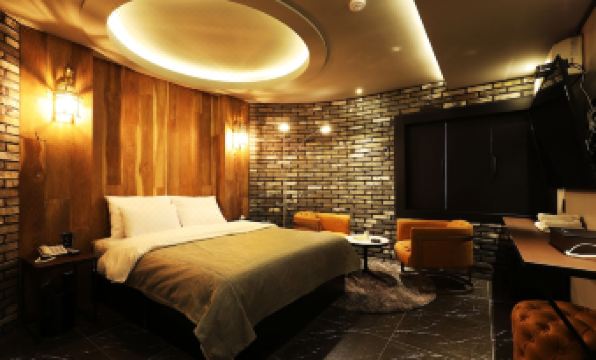 4. 호텔레인보우..