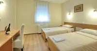 Hotel Novella Uno - 3-Star