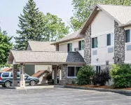 Quality Inn & Suites Hotels in Sturgeon Bay