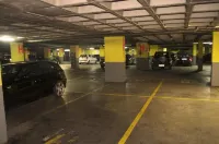 Hotel Castilla Vieja - parking