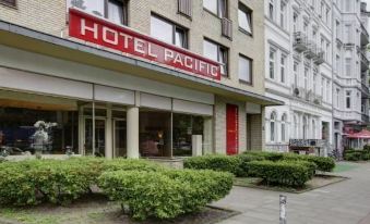 Hotel Pacific