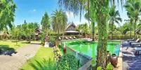 บ้านใบตาลรีสอร์ท - ที่มีสระว่ายน้ำ