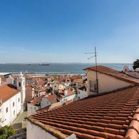 Alfama Loft Studio Loft Apartment w/ River View - by LU Holidays