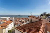 Alfama Loft Studio Loft Apartment w/ River View - by LU Holidays - วิวทะเล
